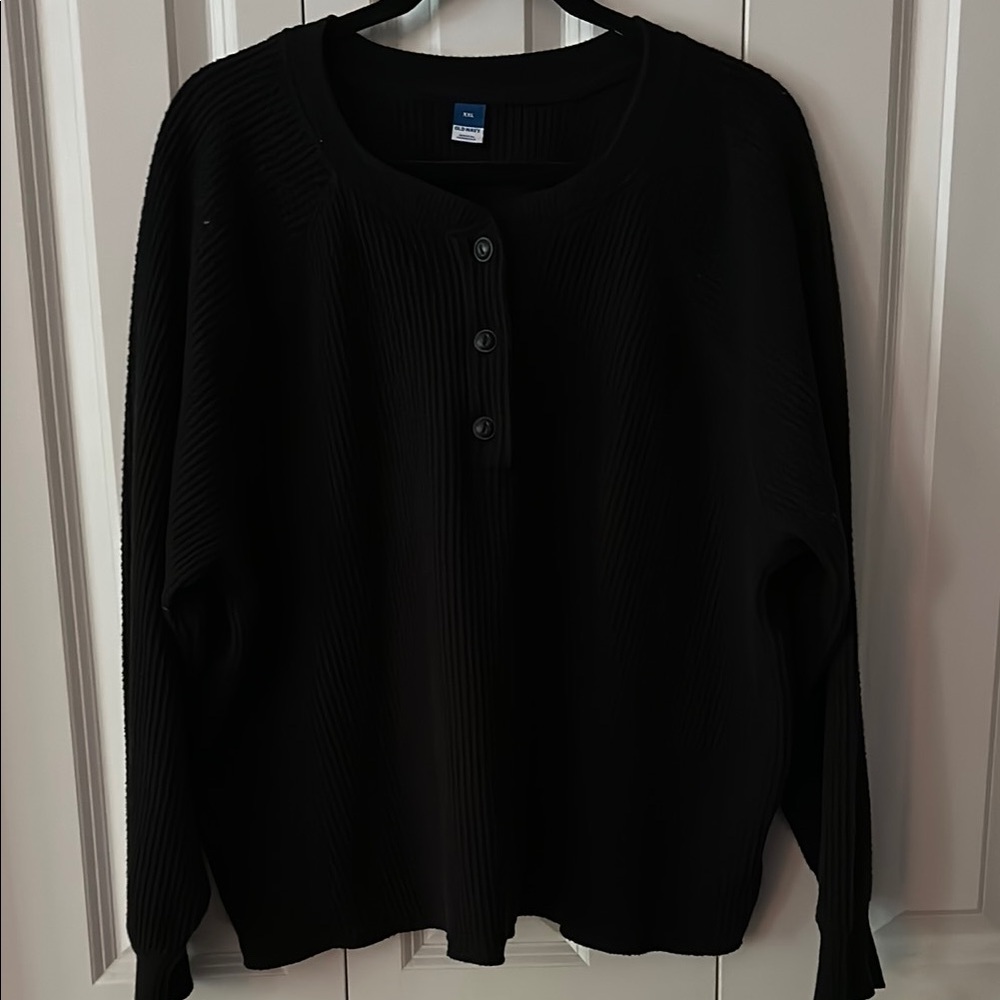 Old Navy Black Long Sleeve Waffle Knit Henley